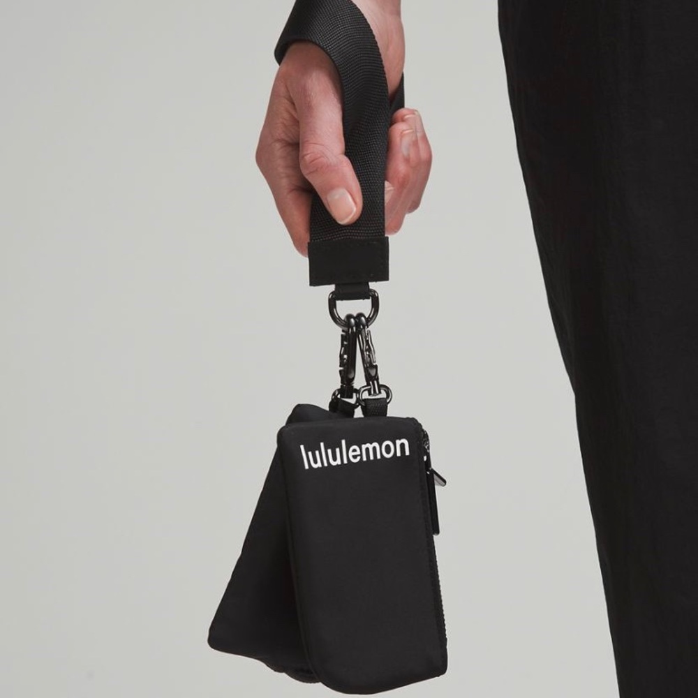 Lululemon dual pouch wristlet, black, USED ONCE, like new.